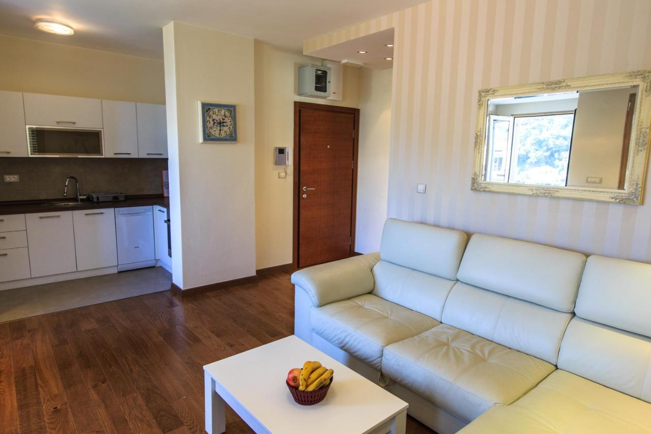Luxbeachfront Petrovac Exterior photo